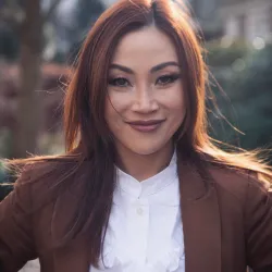Jennifer Wang